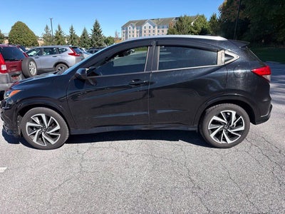 2019 Honda HR-V Sport **LOW MILES