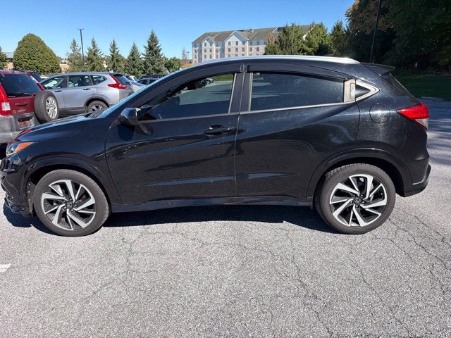 2019 Honda HR-V Sport **LOW MILES