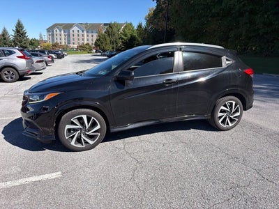2019 Honda HR-V Sport **LOW MILES