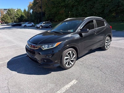 2019 Honda HR-V Sport **LOW MILES