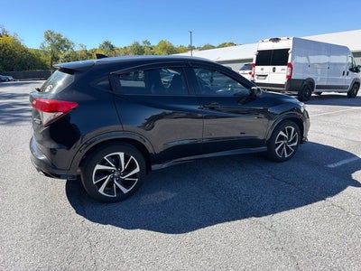 2019 Honda HR-V Sport **LOW MILES