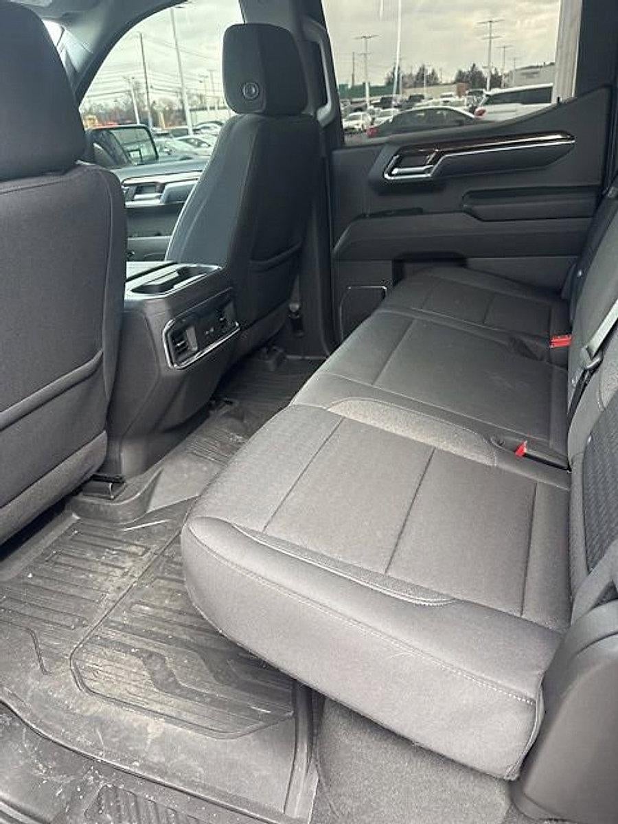 2025 GMC Sierra 1500 Crew Cab Short Box 4-Wheel Drive Elevation 3SB