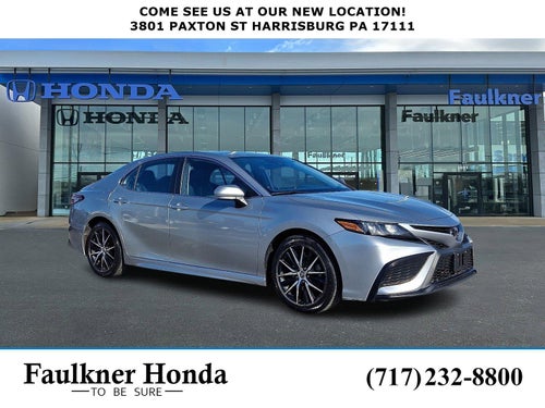 2022 Toyota Camry SE Auto (SE)