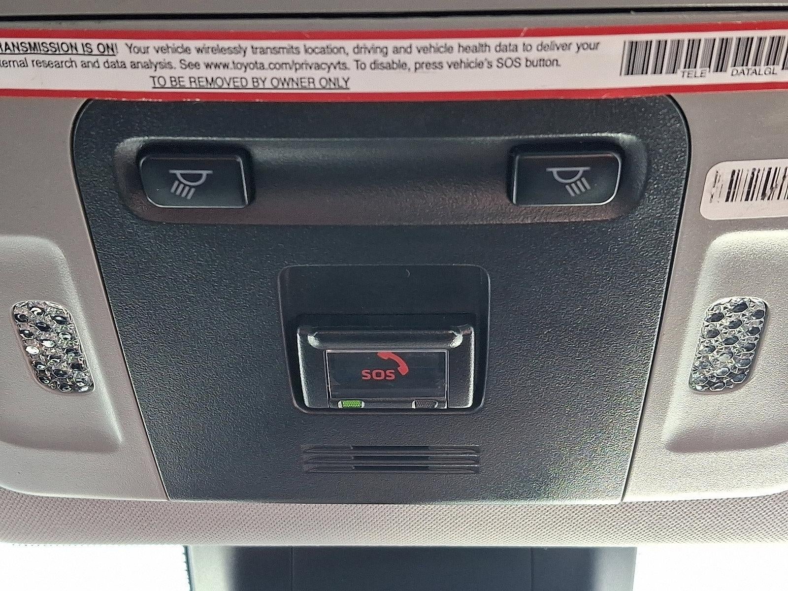 2022 Toyota Camry SE Auto (SE)