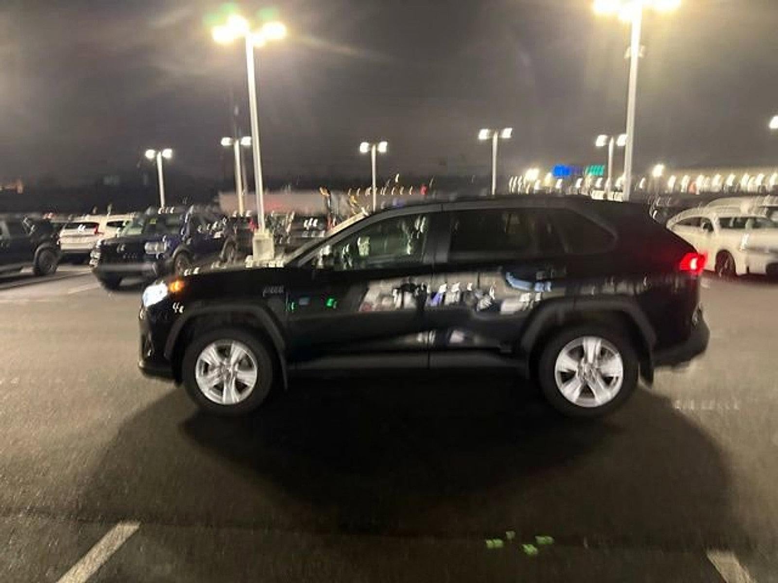 2021 Toyota RAV4 Hybrid XLE AWD (Natl)