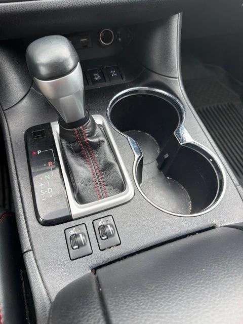 2019 Toyota Highlander SE V6 AWD (Natl)