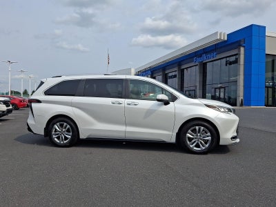 2023 Toyota Sienna Limited AWD 7-Passenger (GS)