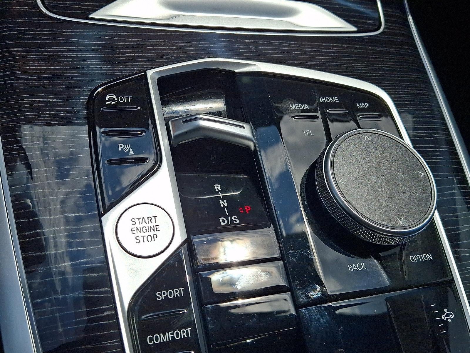 2026 BMW X7 xDrive40i Sports Activity Vehicle