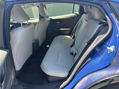 2023 Toyota Prius XLE AWD (Natl)