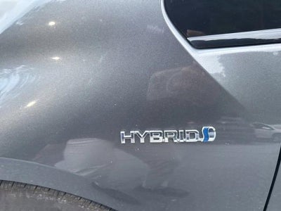 2019 Toyota Prius LE (Natl)