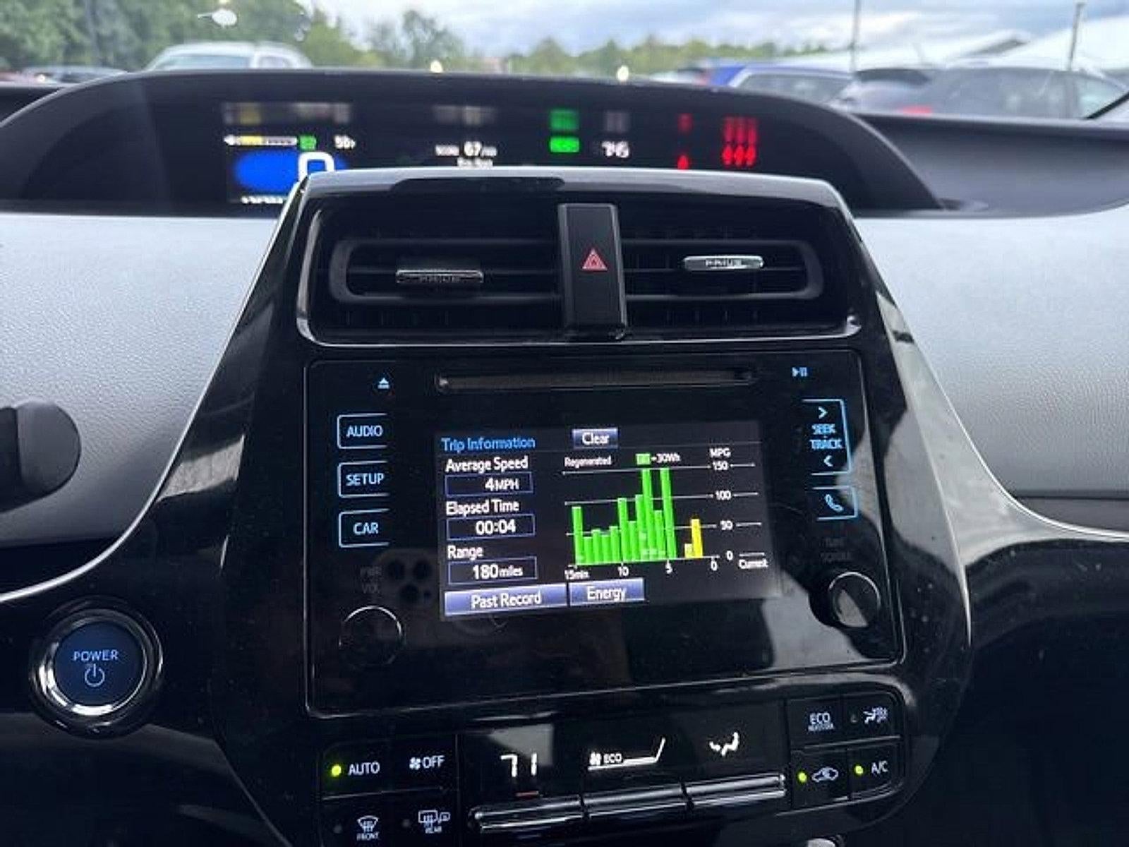 2019 Toyota Prius LE (Natl)