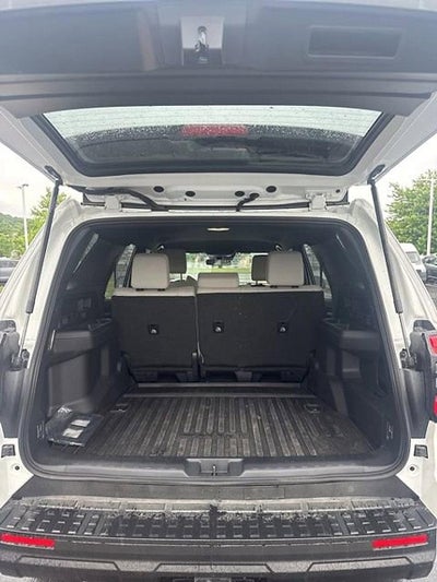 2025 Toyota 4Runner SR5 4WD (GS)