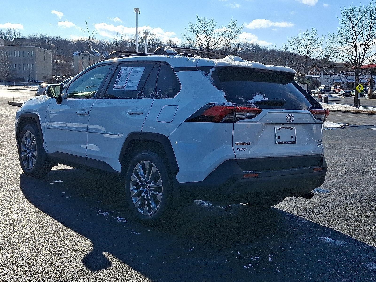 2020 Toyota RAV4 XLE Premium AWD (Natl)