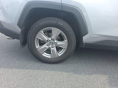 2022 Toyota RAV4 Hybrid XLE AWD (Natl)