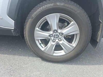 2022 Toyota RAV4 Hybrid XLE AWD (Natl)