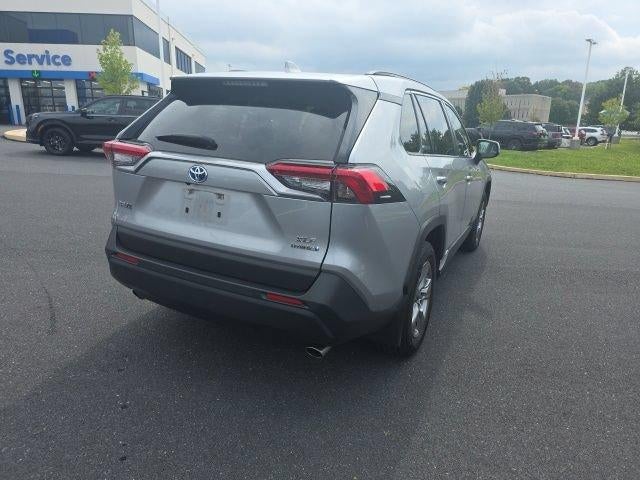 2022 Toyota RAV4 Hybrid XLE AWD (Natl)