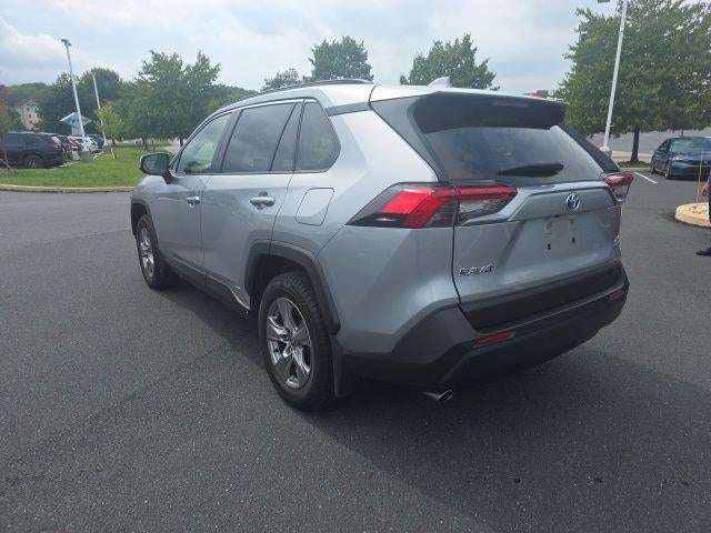 2022 Toyota RAV4 Hybrid XLE AWD (Natl)