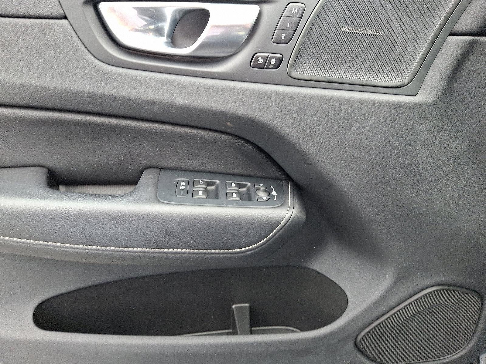 2022 Volvo XC60 B5 AWD Inscription