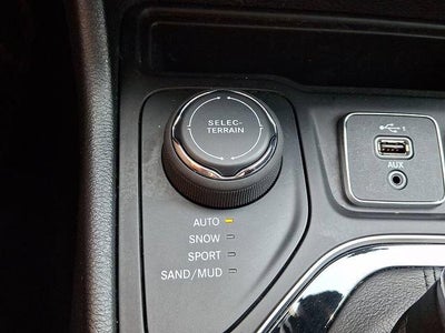 2023 Jeep Cherokee Altitude Lux 4x4