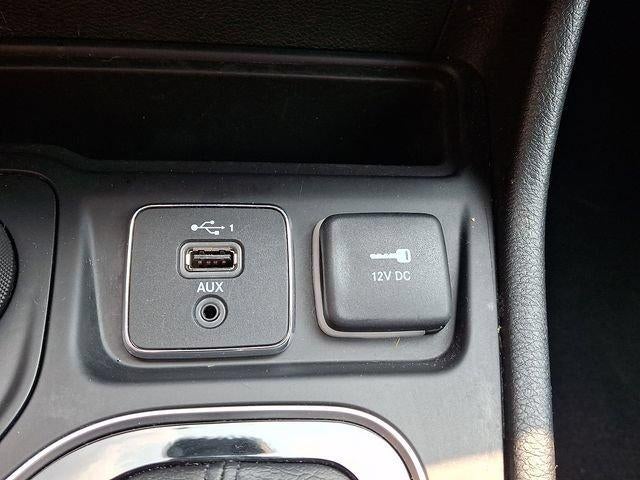 2023 Jeep Cherokee Altitude Lux 4x4