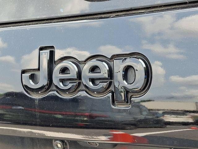 2023 Jeep Cherokee Altitude Lux 4x4