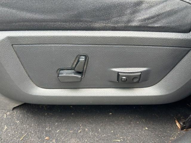 2010 Dodge Ram 1500 4WD Quad Cab 6.3 Ft Box SLT