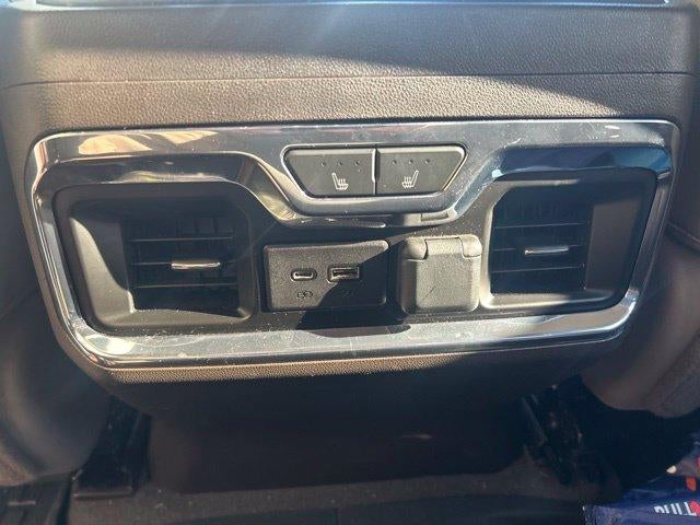2019 GMC Sierra 1500 Crew Cab Short Box 4-Wheel Drive SLT