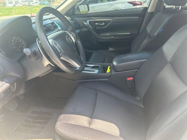 2017 Nissan Altima 2.5 SR Sedan
