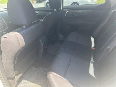 2017 Nissan Altima 2.5 SR Sedan