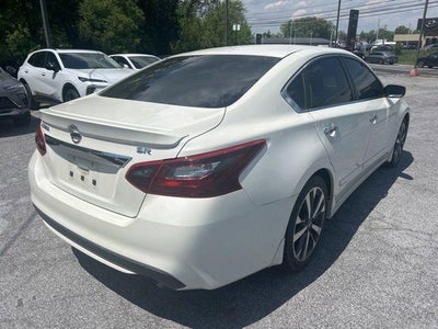 2017 Nissan Altima 2.5 SR Sedan