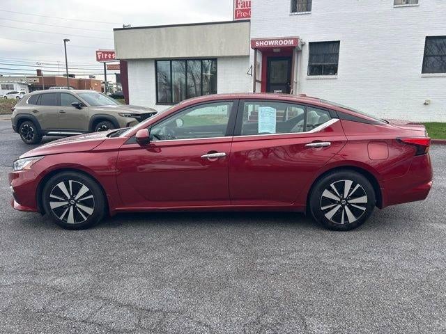 2022 Nissan Altima 2.5 SV Sedan