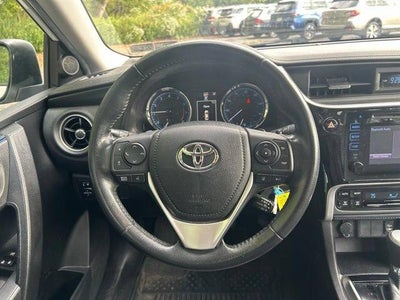 2019 Toyota Corolla SE CVT (Natl)