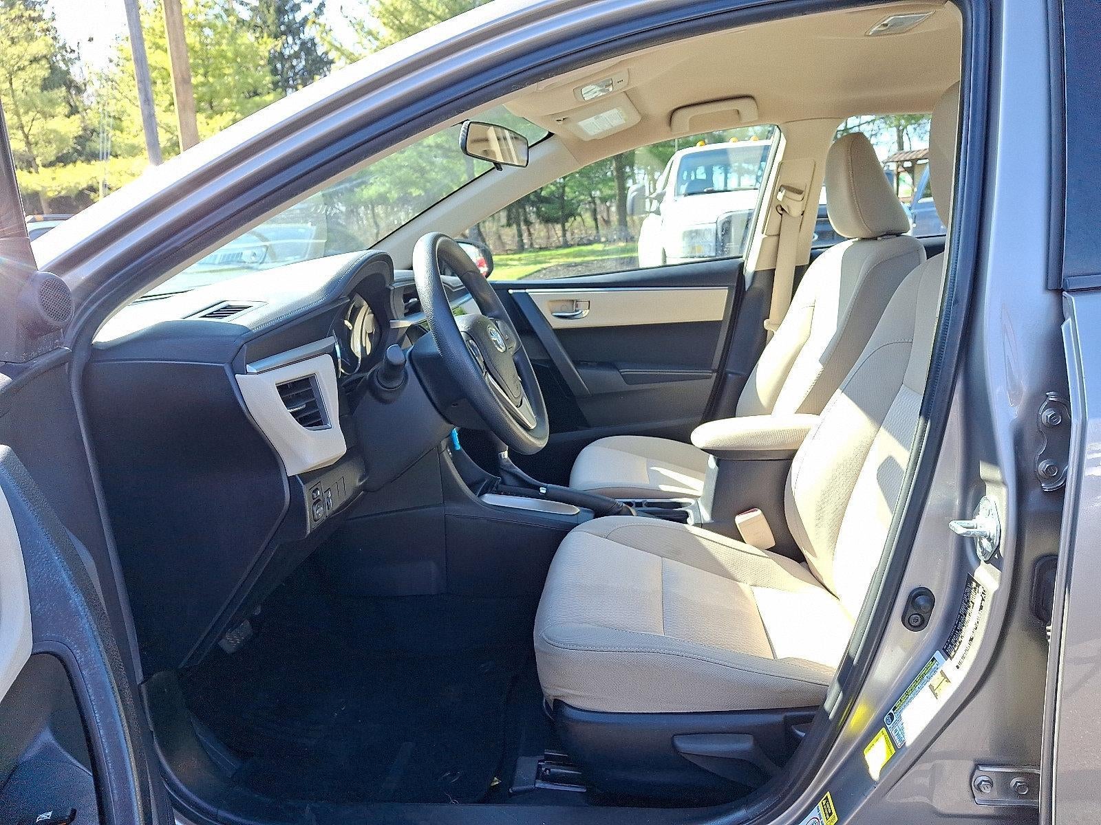 2014 Toyota Corolla 4dr Sdn CVT Auto LE (Natl)