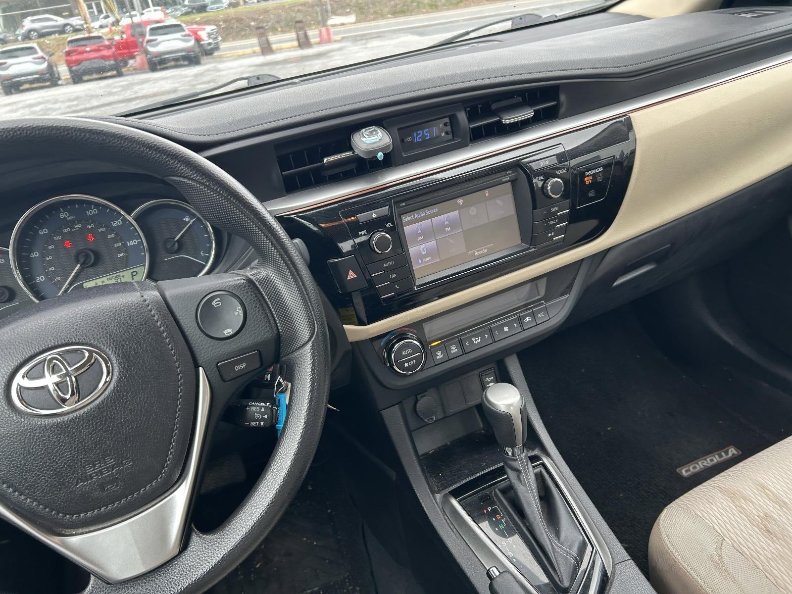 2014 Toyota Corolla 4dr Sdn CVT Auto LE (Natl)