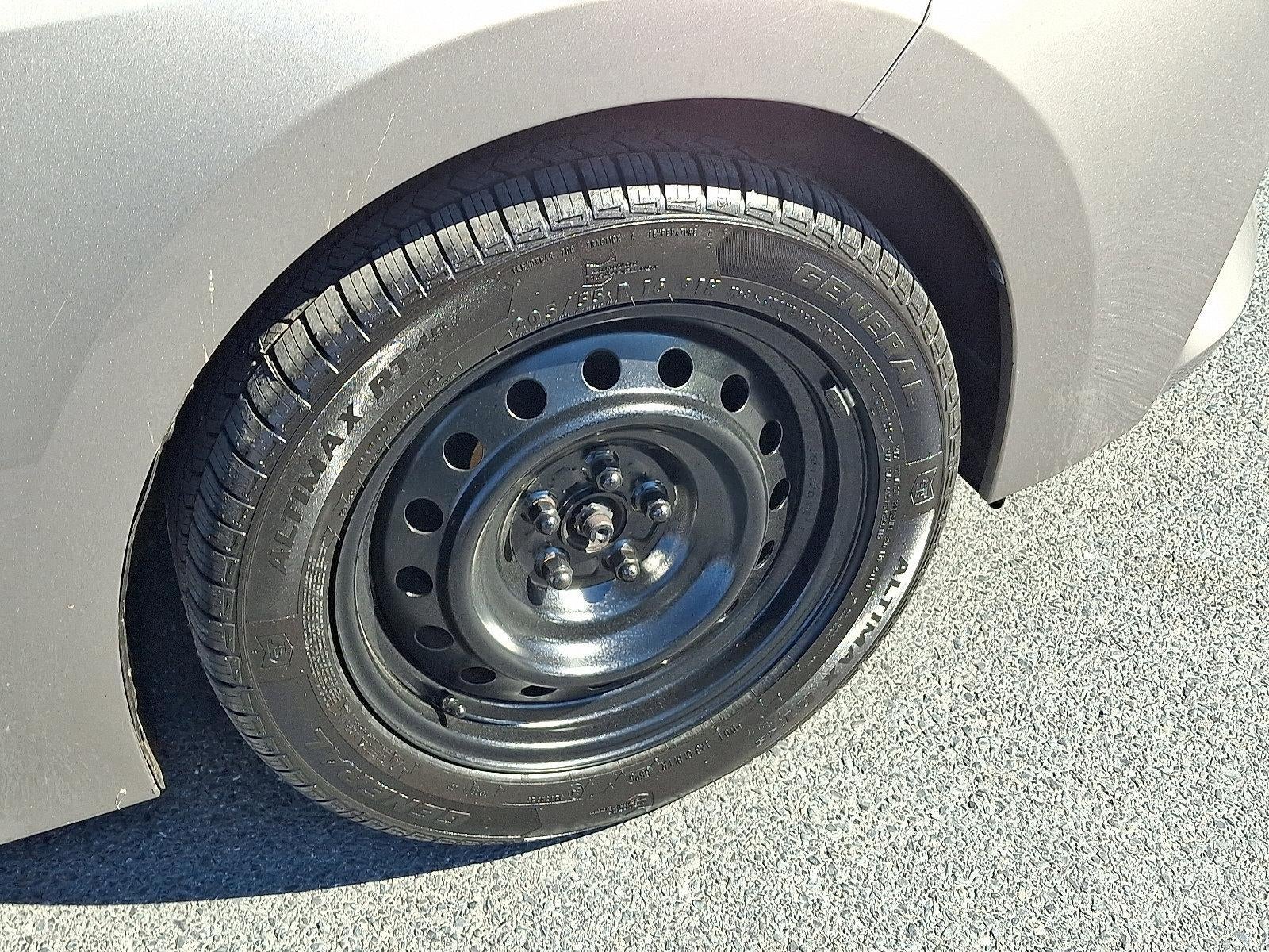 2014 Toyota Corolla 4dr Sdn CVT Auto LE (Natl)