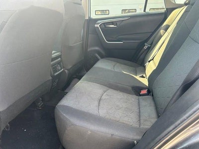 2020 Toyota RAV4 XLE AWD (Natl)