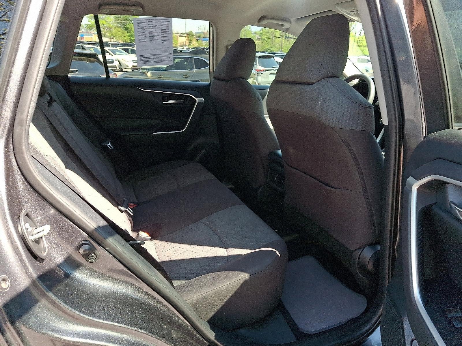 2020 Toyota RAV4 XLE AWD (Natl)