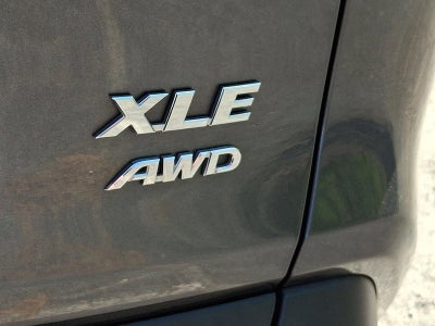 2020 Toyota RAV4 XLE AWD (Natl)