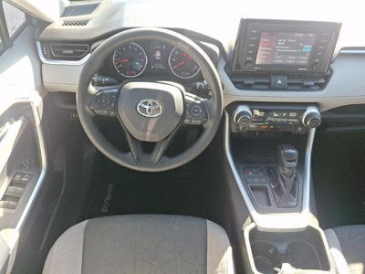 2020 Toyota RAV4 XLE FWD (GS)