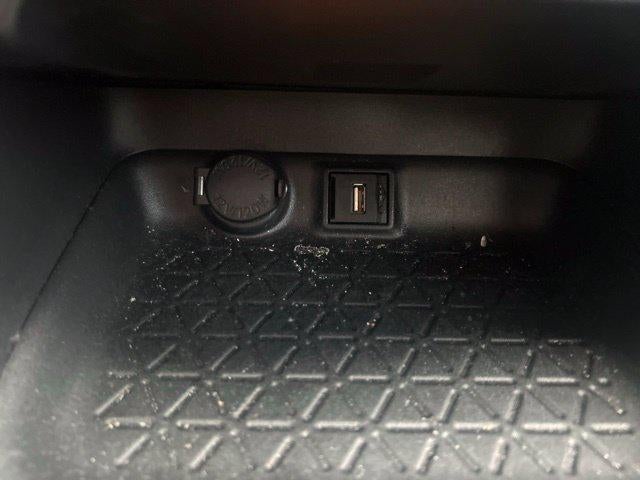 2020 Toyota RAV4 XLE FWD (GS)