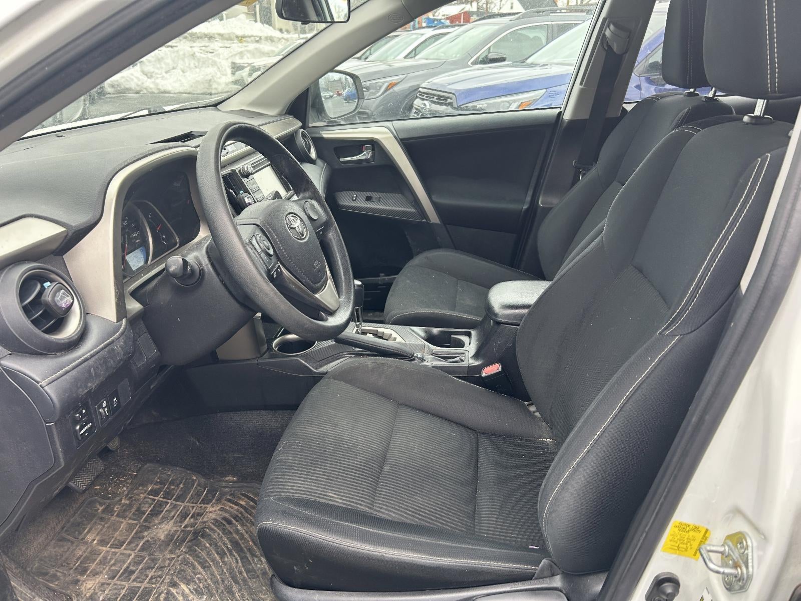 2014 Toyota RAV4 FWD 4dr XLE (Natl)