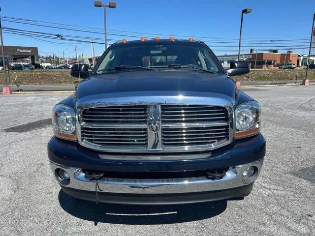 2006 Dodge Ram 2500 4WD Mega Cab 6.3 Ft Box SLT