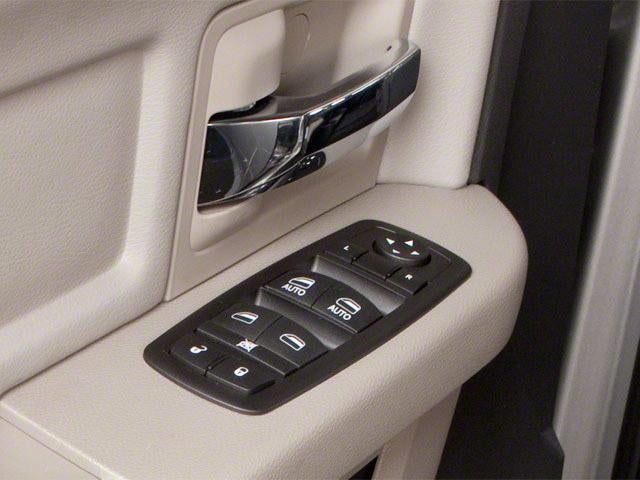 2011 RAM 2500 4WD Crew Cab 6.4 Ft Box SLT