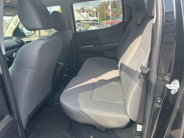 2022 Toyota Tacoma 4WD 4WD SR5 Double Cab 5' Bed V6 AT (GS)