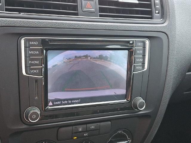 2016 Volkswagen Jetta 4dr Auto 1.4T S with Technology Sedan