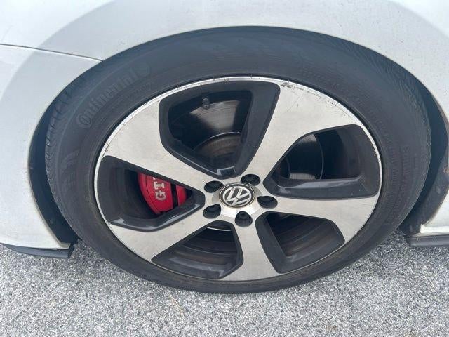 2017 Volkswagen Golf GTI 2.0T 4-Door S DSG