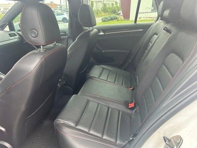 2017 Volkswagen Golf GTI 2.0T 4-Door S DSG