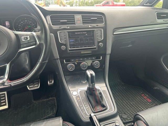 2017 Volkswagen Golf GTI 2.0T 4-Door S DSG