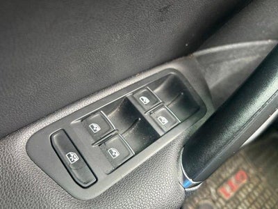 2017 Volkswagen Golf GTI 2.0T 4-Door S DSG