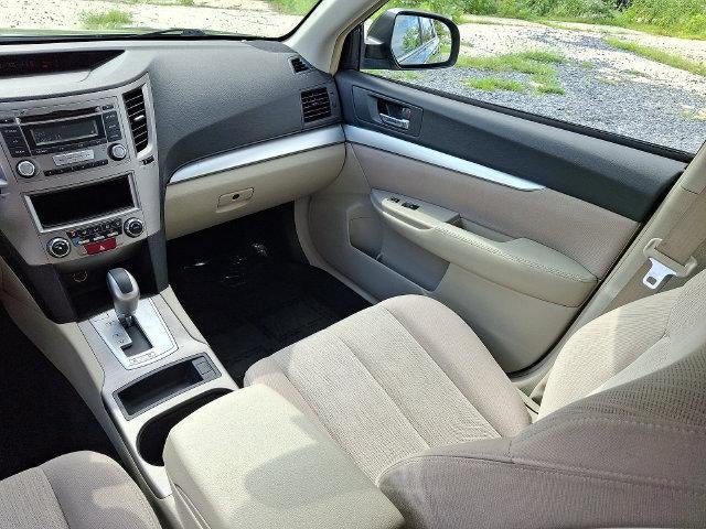 2013 Subaru Outback 2.5i Automatic